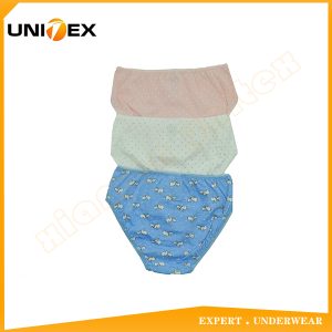 Girls’ Classic Briefs — 3-Piece Pack, Cotton, Custom Print — Girls' Underwear programme — thumbnail of OEM & private label sample 2