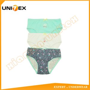 Girls’ Bikini Briefs — 3-Piece Pack, Cotton, Custom Print — Semi-Combed — Girls' Underwear programme — thumbnail of OEM & private label sample 1
