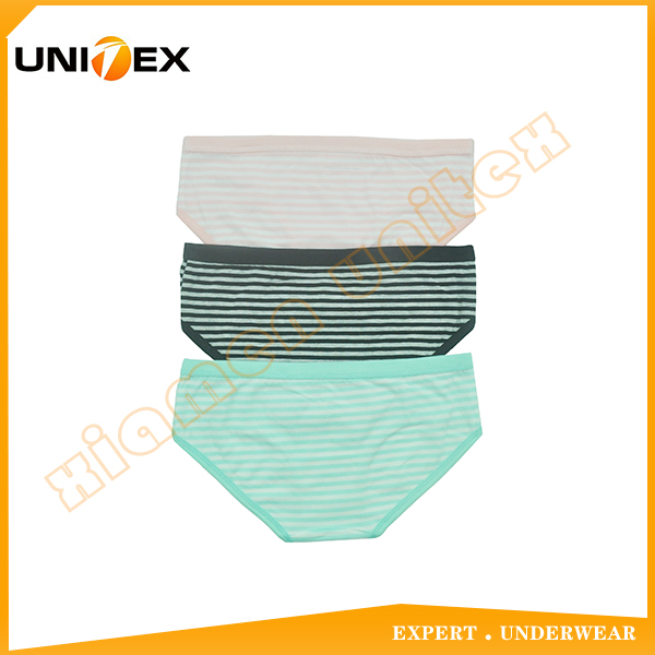 Women’s Boxer Shorts — Cotton, Yarn-Dyed Stripe — Women's Underwear programme — OEM & private label detail photo 2