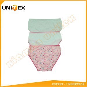 Girls’ Briefs — 3-Piece Pack, Cotton, Custom Print — Comfort Fit — Girls' Underwear programme — thumbnail of OEM & private label sample 2