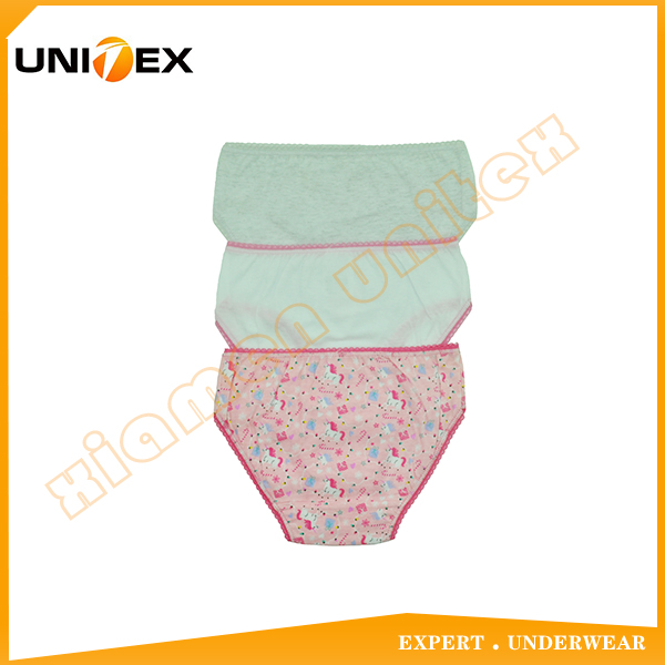 Girls’ Briefs — 3-Piece Pack, Cotton, Custom Print — Comfort Fit — Girls' Underwear programme — OEM & private label detail photo 2