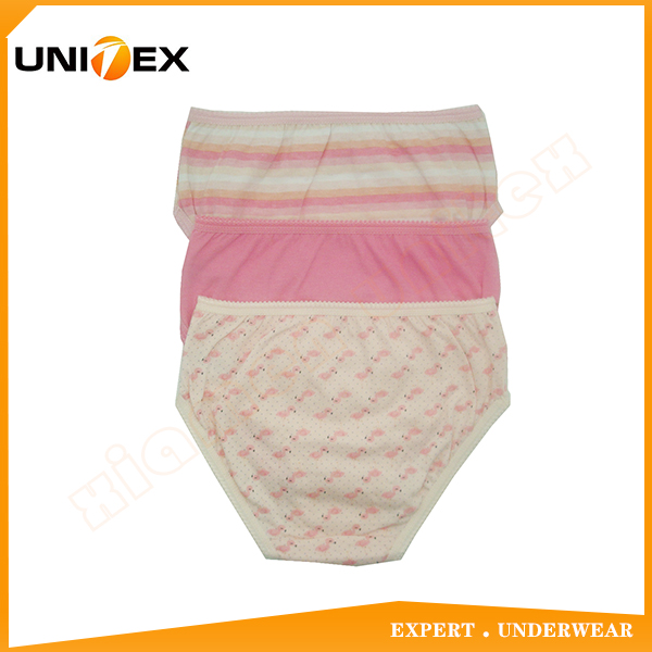 Girls’ Briefs — 3-Piece Pack, Cotton, Custom Print — Girly Design — Girls' Underwear programme — OEM & private label detail photo 2