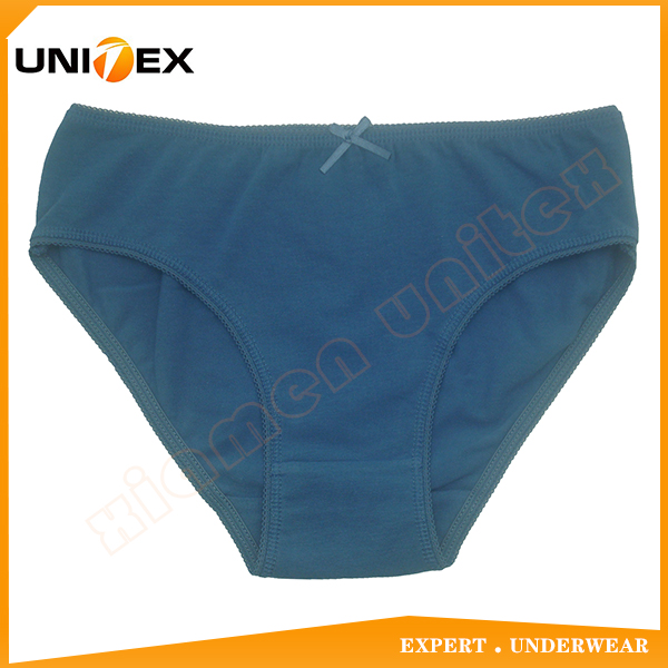 Girls’ Briefs — Cotton, Solid Colour — Girls' Underwear programme — OEM & private label product photo 1