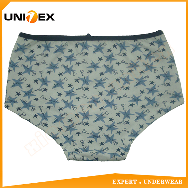 Kids’ Classic Briefs — Cotton/Spandex, All-Over Print, Teen — Girls' Underwear programme — OEM & private label detail photo 2