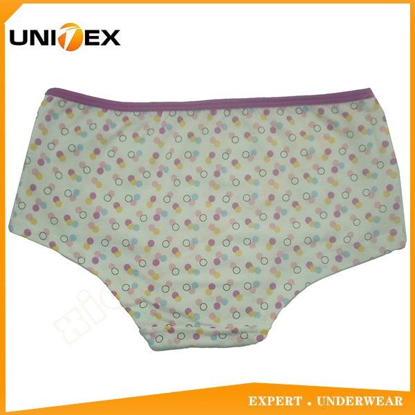 Girls’ Classic Briefs — Cotton, All-Over Print — Girls' Underwear programme — OEM & private label detail photo 2
