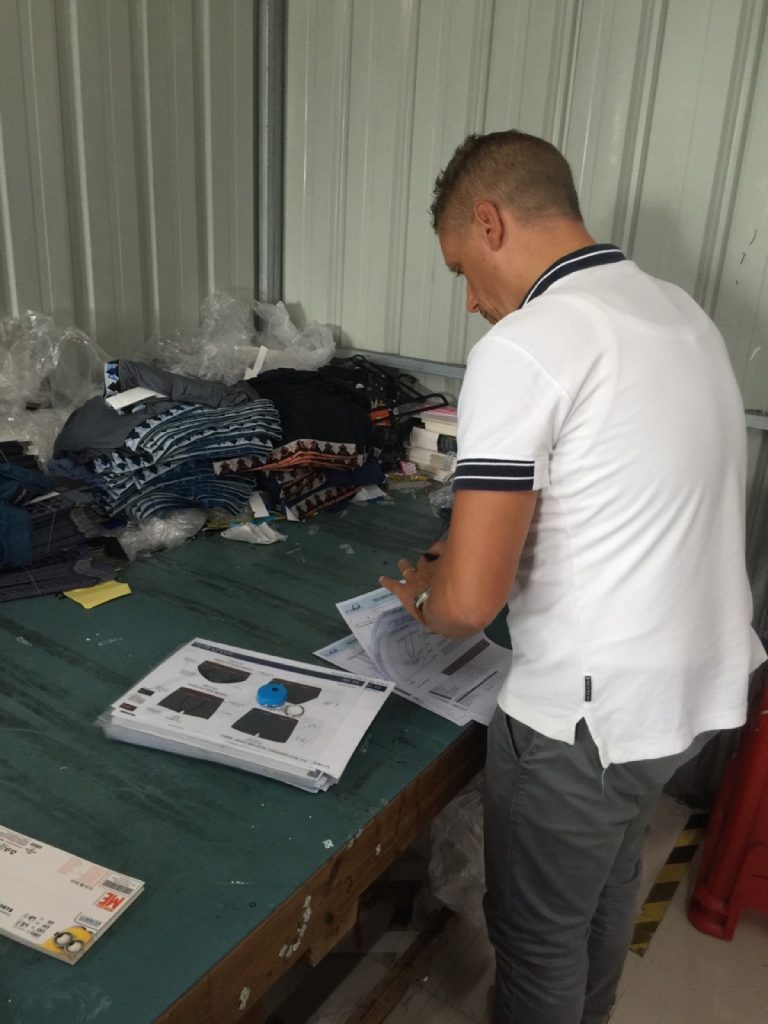 Buyer inspection of finished goods before shipment