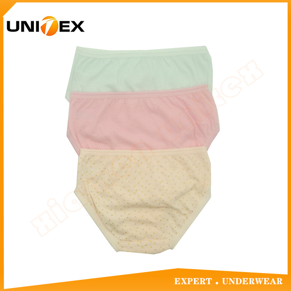 Girls’ Basic Briefs — 3-Piece Pack, Cotton, Custom Print — Comfort Fit — Girls' Underwear programme — OEM & private label detail photo 2